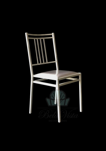 A Bela Vista Decorações oferece a Cadeira de Ferro Empilhável Barcelona, uma excelente escolha para festas, casamentos, buffets, eventos corporativos e empresas de locação que buscam resistência, praticidade e elegância.