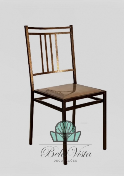 Cadeira de Ferro Empilhável para Festas, modelo Barcelona metalon 20x20, com pintura eletrostática dourado envelhecido, com assento removível em corino Buffalo