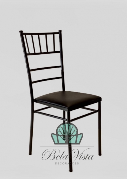 Cadeira de Ferro Empilhável para Festas, modelo Slim Tiffany Tubular, com pintura eletrostática preta, com assento removível em corino Buffalo