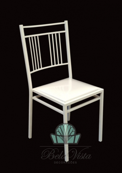 Cadeira de Ferro Empilhável para Festas, modelo Madri metalon 20x20, com pintura eletrostática branca, com assento removível em corino Buffalo
